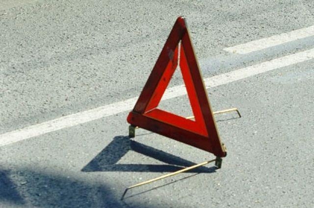 Sabirabadda yük maşını qaz xəttinin üzərinə aşıb