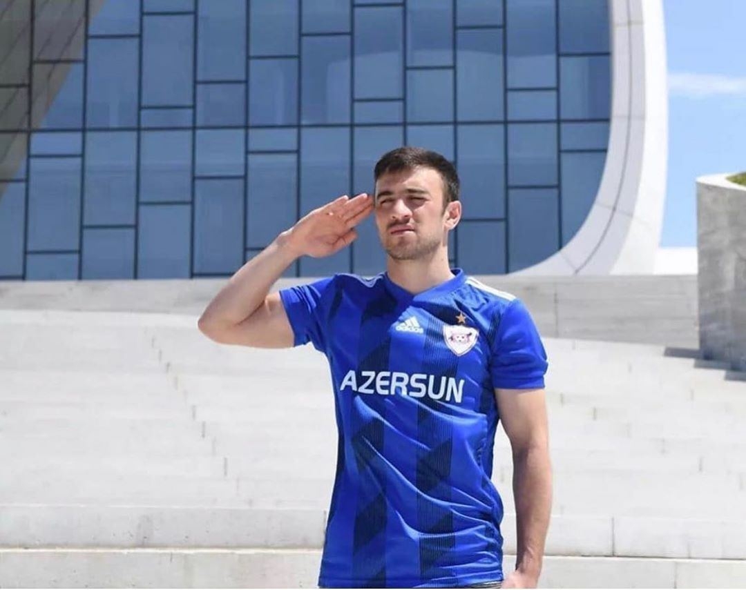 ''Qarabağ''ın futbolçusu: Doğma kəndimin düşməndən azad edilməsini sözlə ifadə edə bilmirəm