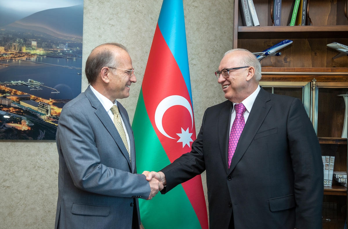 AZAL Bakıda İATA ilə birgə beynəlxalq “Aviation Day Azerbaijan” tədbirini həyata keçirib (FOTO)