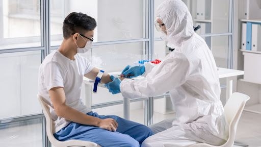Qazaxıstanda koronavirusa daha 588 nəfər yoluxub