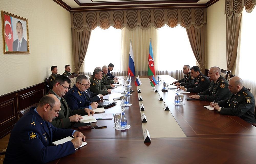 Azərbaycan və Rusiya Silahlı Qüvvələrinin Baş Qərargah rəislərinin görüşü keçirilib (FOTO)