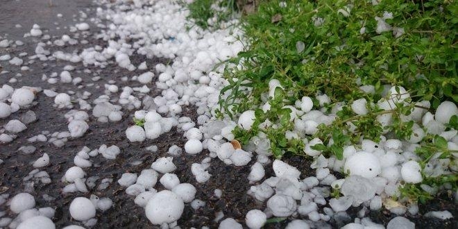 SON SAAT! Qərb rayonlarında güclü külək əsir, Gədəbəyə dolu yağıb