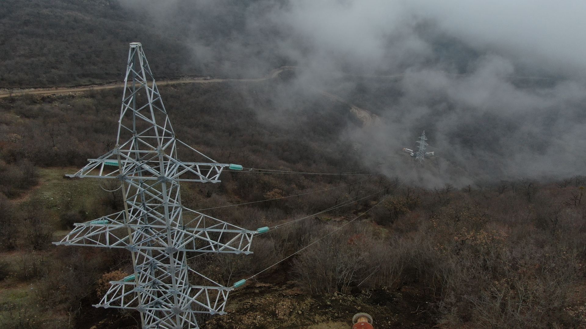 Şuşaya 110 kV-luq yüksəkgərginlikli elektrik xətti çəkilir (VİDEO)