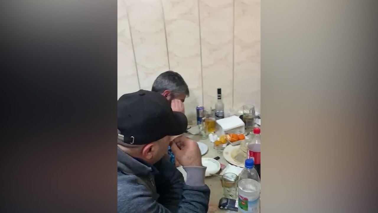 Bakıda karantin qaydalarını pozan 2 kafe aşkarlandı, 26 nəfər saxlanıldı (FOTO)