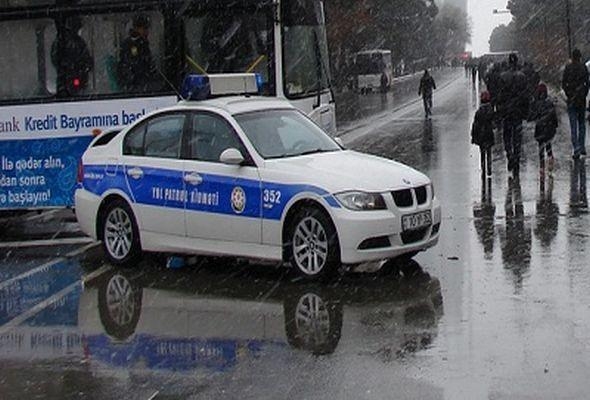 Yol polisi hava şəraiti ilə bağlı sürücülərə xəbərdarlıq etdi