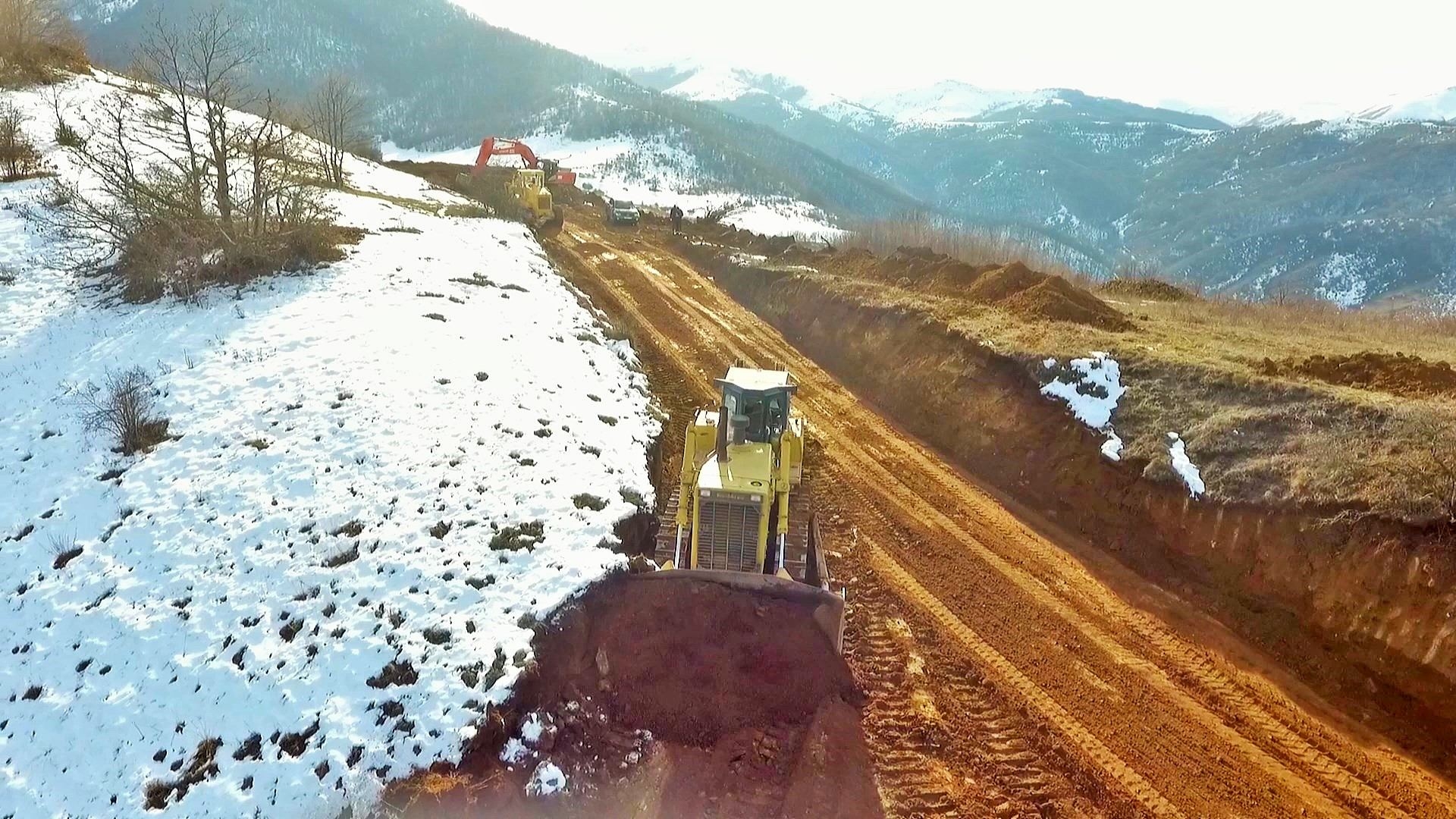 “Zəfər yolu” sentyabr ayınadək asfaltlanaraq istifadəyə veriləcək (FOTO)