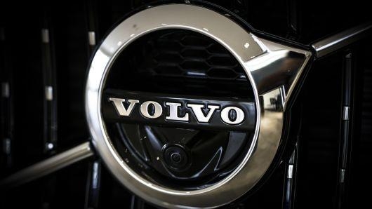 ''Volvo'' 500 min avtomobilini geri çağırır