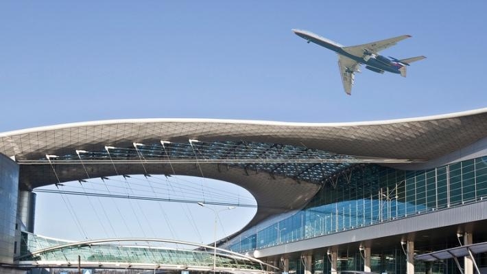 Moskva aeroportlarında reyslər təxirə salınır