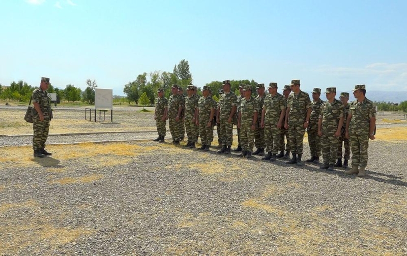 Əlahiddə Ümumqoşun Orduda komandir hazırlığı məşğələləri keçirilib (FOTO/VİDEO)