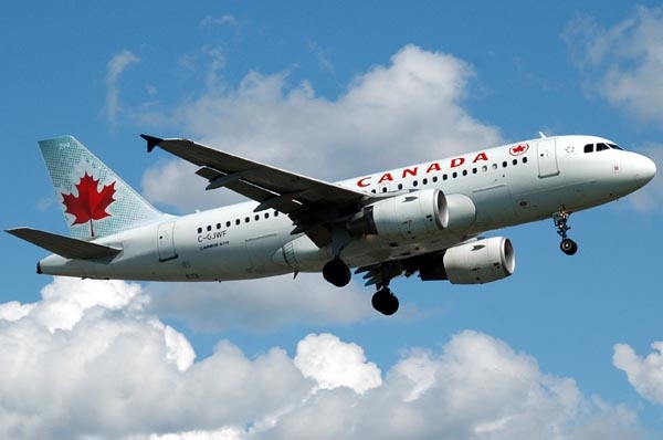 ''Air Canada'' aviaşirkətinin təyyarəsi Yaponiyaya təcili eniş edib