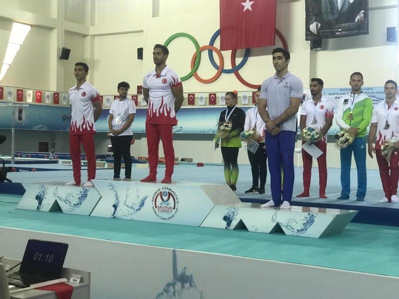 Gimnastlarımız Türkiyədən medallarla qayıdır (FOTO)