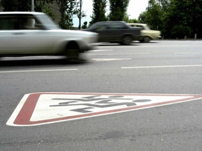 Qala qəsəbəsində yolu keçən piyadanı maşın vurub öldürdü