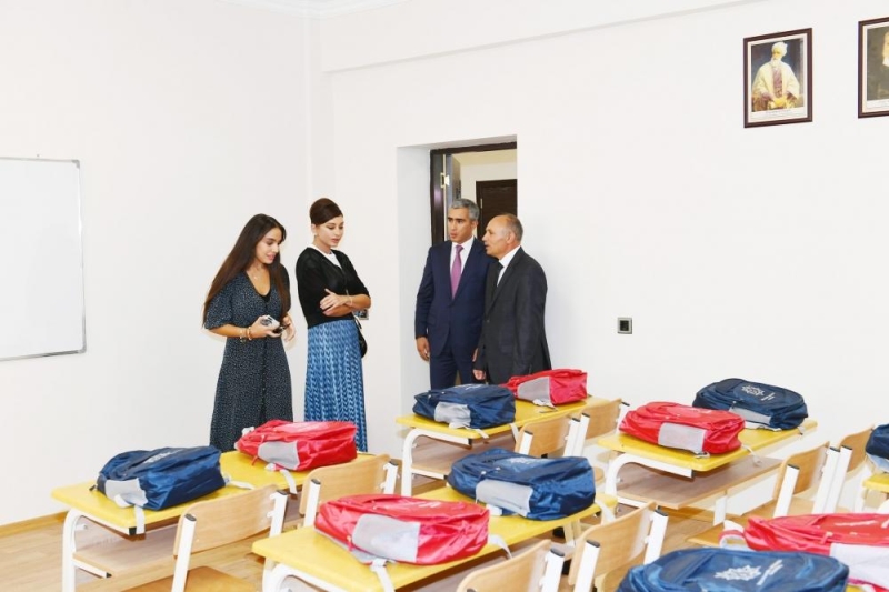 Birinci vitse-prezident Mehriban Əliyeva Şamaxıda Məlikçobanlı kənd tam orta məktəbinin açılışında iştirak edib (FOTO)