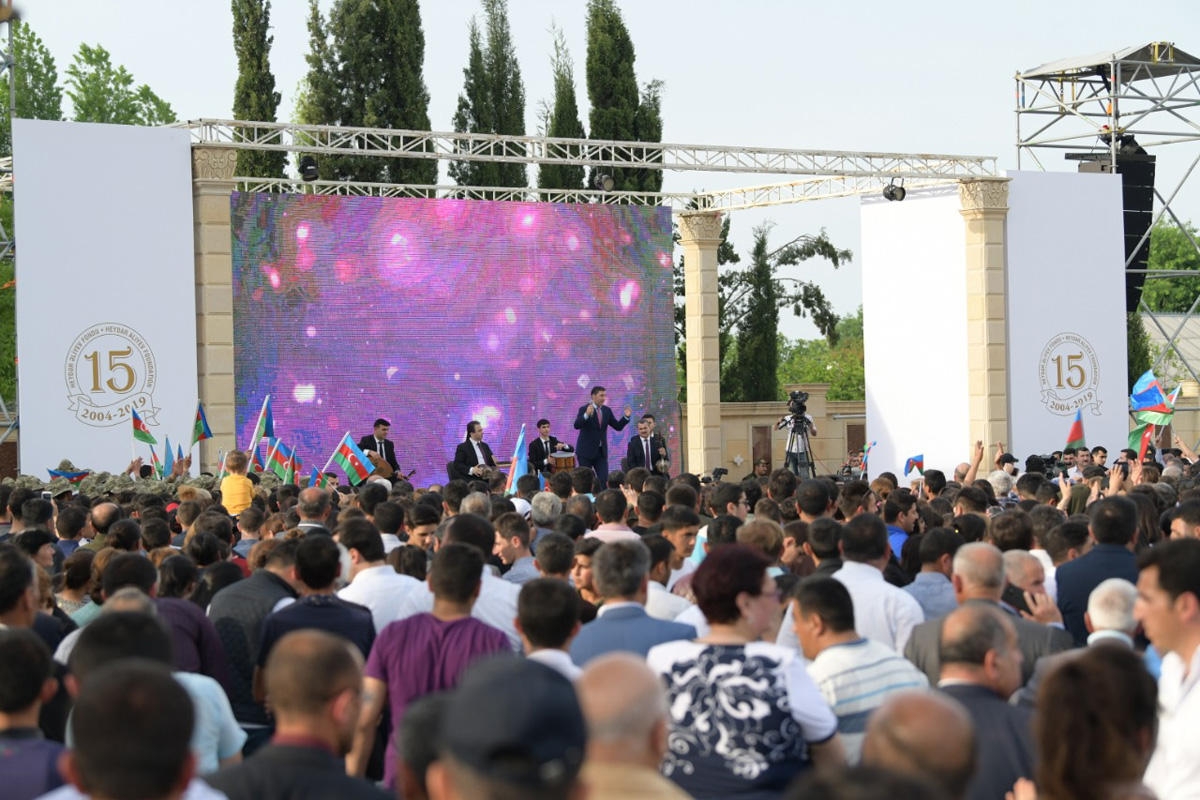 Heydər Əliyev Fondu Ağdamda konsert proqramı təşkil edib (FOTO)