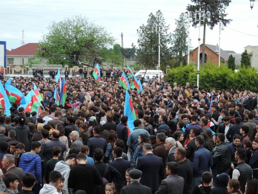 Heydər Əliyev Fondu Xaçmaz sakinləri üçün konsert proqramı təqdim edib (FOTO)