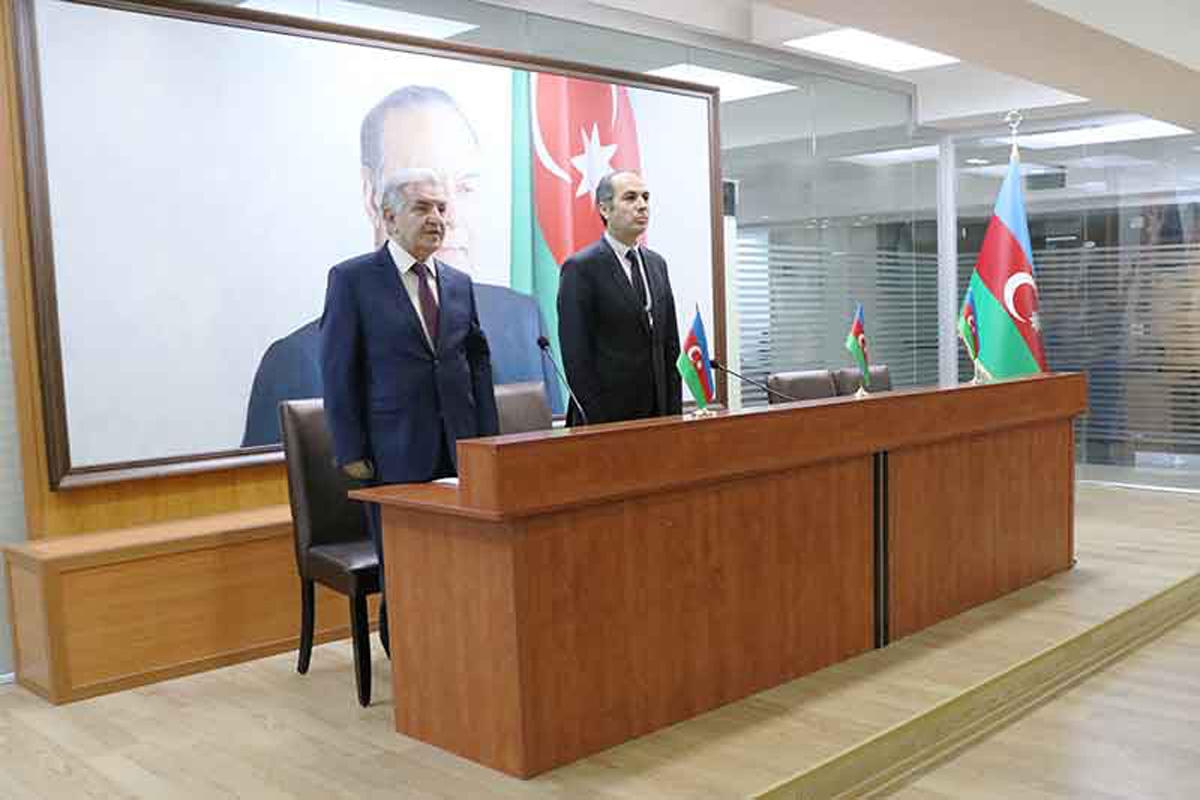 Azərbaycan Universitetində Dövlət Bayrağı Günü qeyd olunub (FOTO)