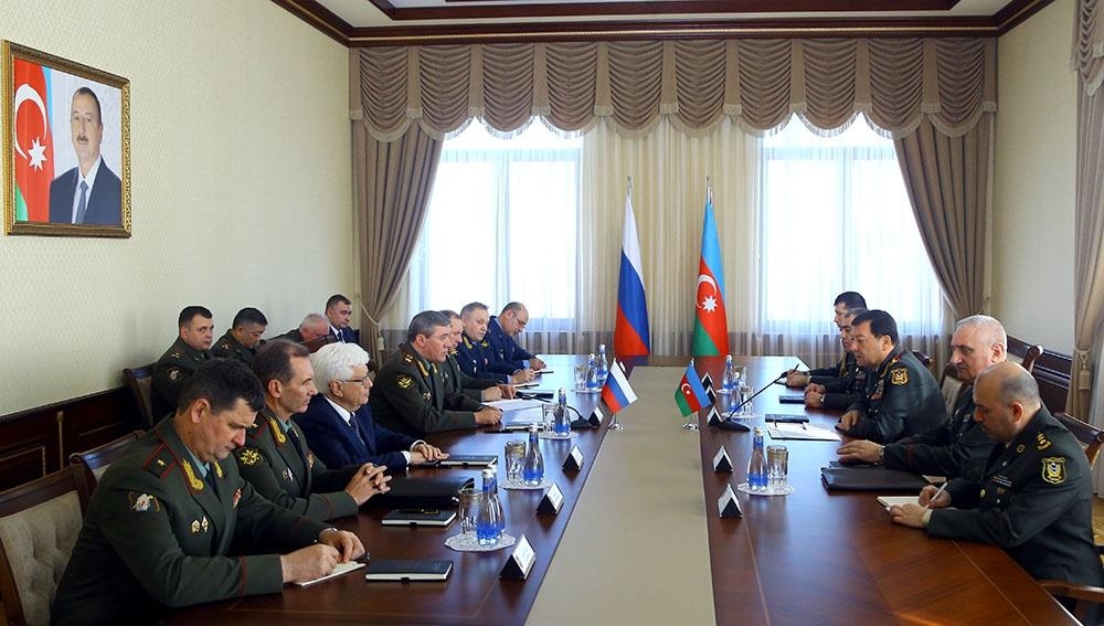 Azərbaycan və Rusiya Silahlı Qüvvələrin Baş Qərargah rəislərinin görüşü keçirilib (FOTO)