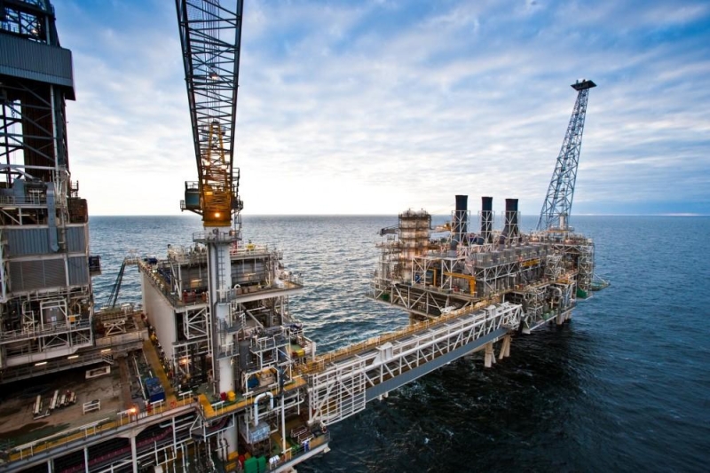 Azərbaycan gündəlik neft hasilatını daha 7 min barrel azaldacaq