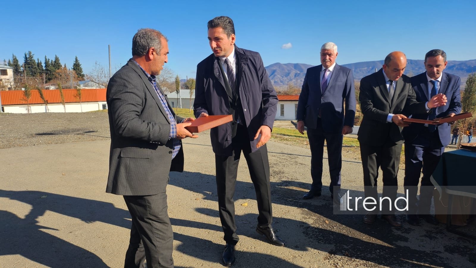 Xocalıya qayıdan növbəti sakinlərə evlərinin açarları təqdim edilib (FOTO/YENİLƏNİB)