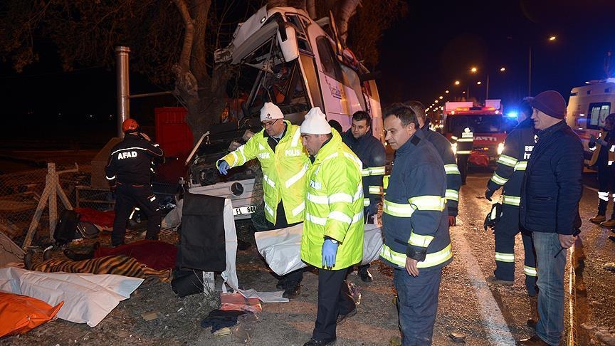 Türkiyədə avtobus qəzaya uğradı - 20-dən çox yaralı