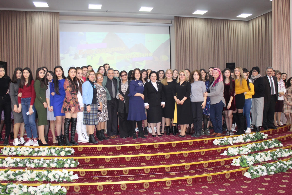 Bakı Slavyan Universitetində “İlin fəsilləri” adlı tədbir keçirilib (FOTO)