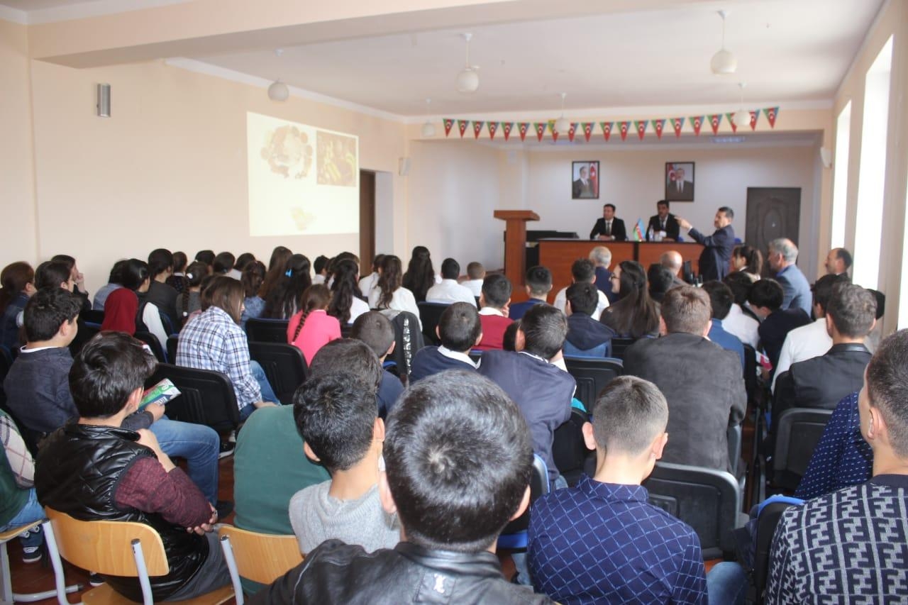 Xocalı, Neftçala və Bakı məktəbliləri ilə “Sağlam məktəbli” layihəsi çərçivəsində görüş keçirilib (FOTO)