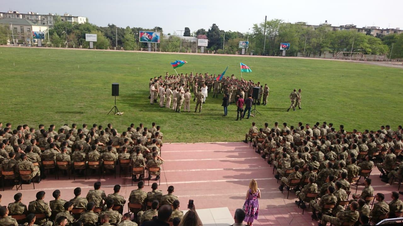 Heydər Əliyev adına Ali Hərbi Məktəbdə ulu öndərin 96 illiyinə həsr olunan tədbir keçirilib