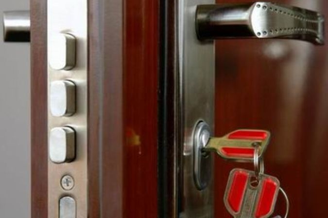 Bakıda mənzildən meyit tapıldı