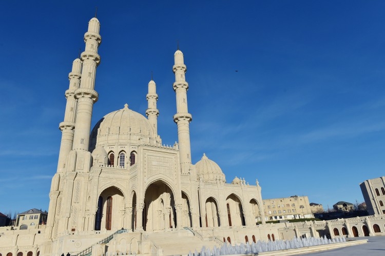 ''Heydər'' məscidində şəhid ailələri üçün iftar süfrəsi təşkil edilib (FOTO)