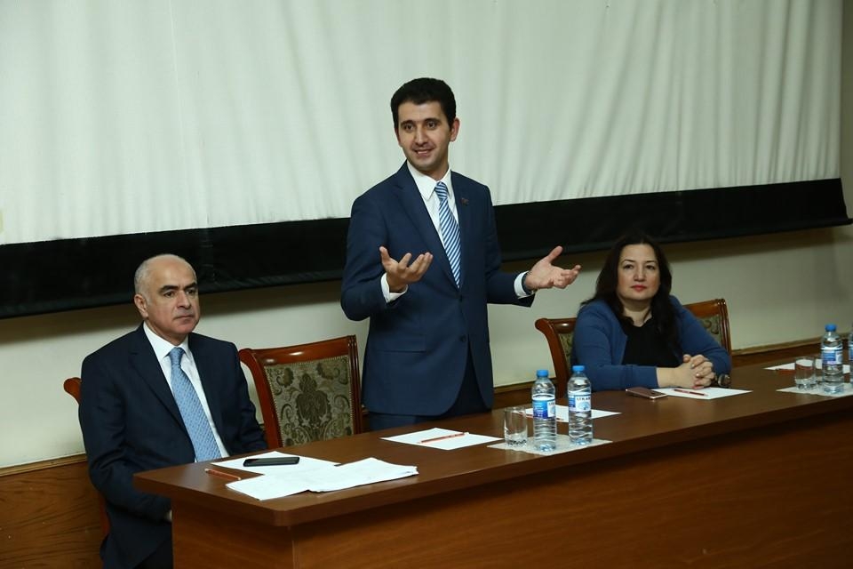 YAP Gəncə şəhər təşkilatında müşahidəçilər və məşvərətçilərlə görüş keçirilib (FOTO)