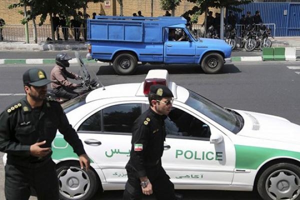 Bakıda iranlı qadın narkotik satarkən yaxalandı