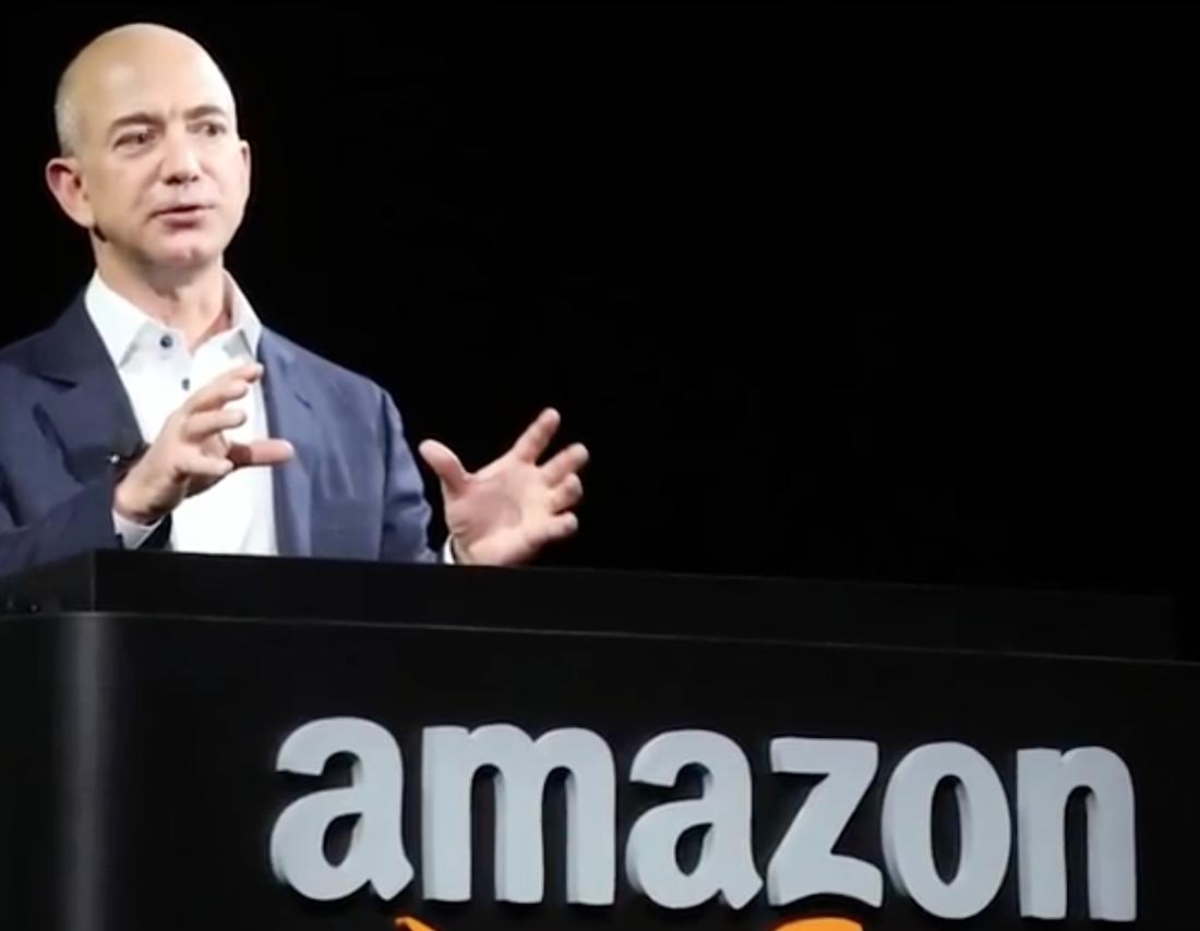 Bezos dünyanın ən varlı adamları siyahısında liderliyini bərpa etdi