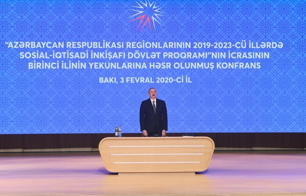 Prezident İlham Əliyev Regionların 2019-2023-cü illərdə sosial-iqtisadi inkişafı Dövlət Proqramının icrasının birinci ilinin yekunlarına həsr olunan  konfransda iştirak edir