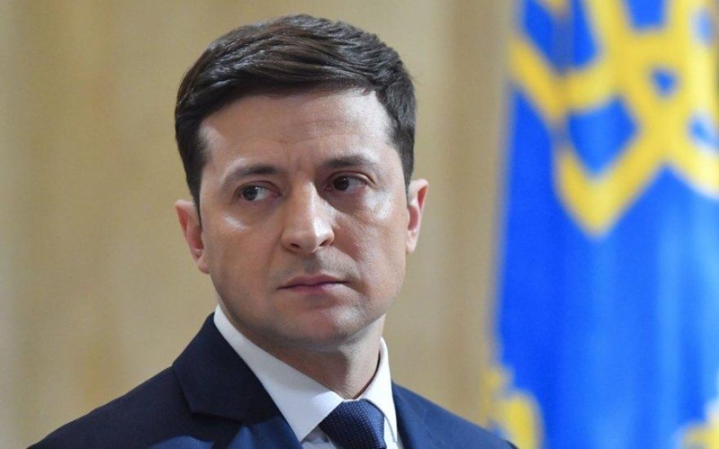 Zelenski Ukraynanın Ali Baş Komandanı vəzifələrini qəbul edib