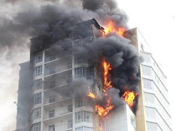 Moskvada ''Kutuzoff Tower'' biznes mərkəzi yanır