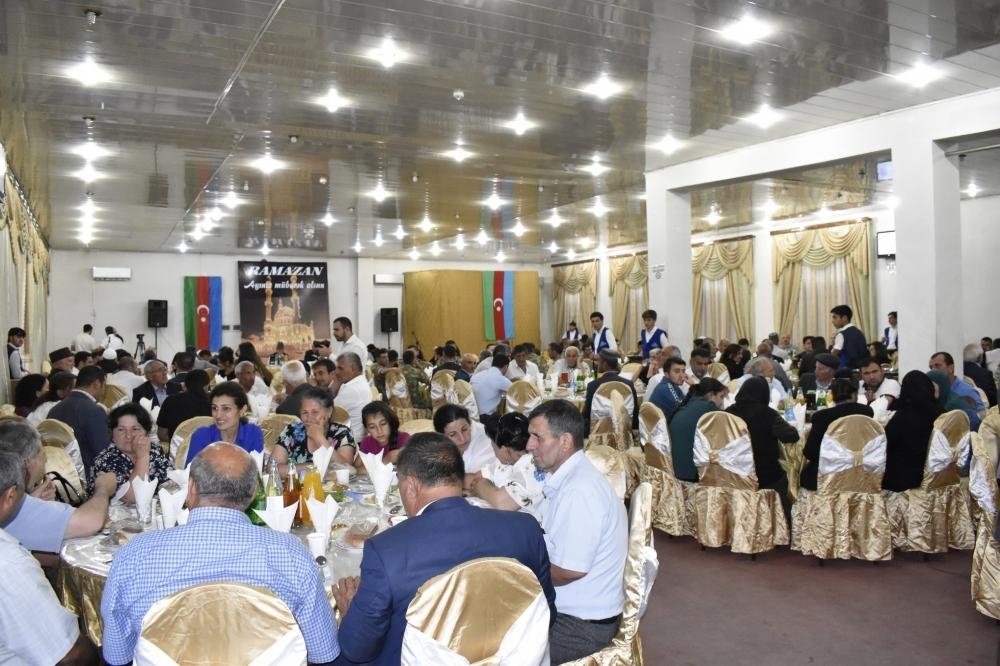 Heydər Əliyev Fondu Zərdab və Tərtərdə iftar süfrəsi açıb (FOTO)