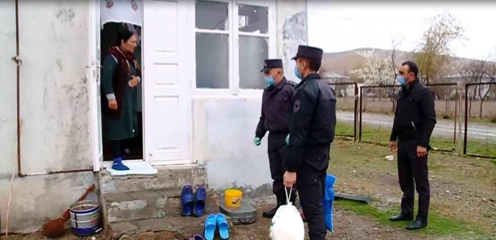 Xocalı polisi “Evdə qal” devizi altında aksiya keçirib (FOTO)