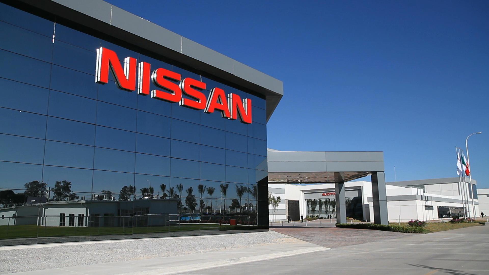 ''Nissan'' zavodları ABŞ-da mayın ortalarına qədər işləməyəcək