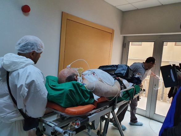 Türk vətəndaşı Mərkəzi Gömrük Hospitalında mürəkkəb əməliyyatdan sonra ambulans təyyarə ilə vətəninə qayıdıb