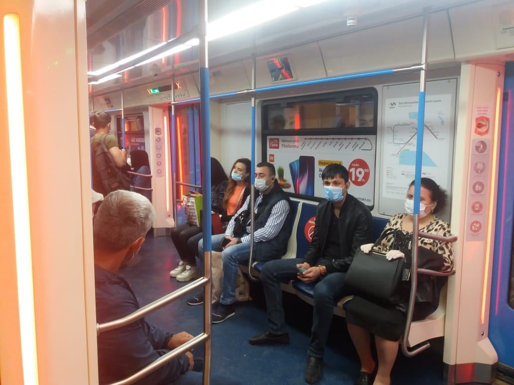 Metrodan istifadə edən sərnişinlərin sayı əvvəlki vaxtlarla müqayisədə xeyli azdır