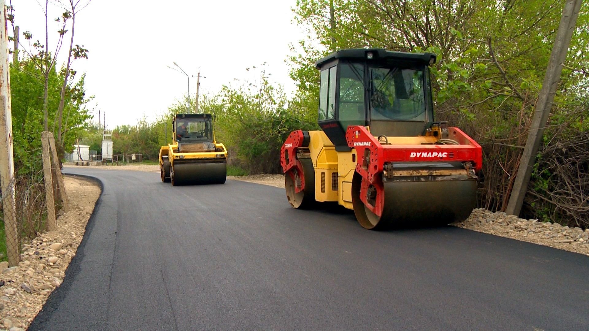 Tərtərdə 10 cəbhəyanı kəndi birləşdirən yol yenidən qurulur (FOTO)