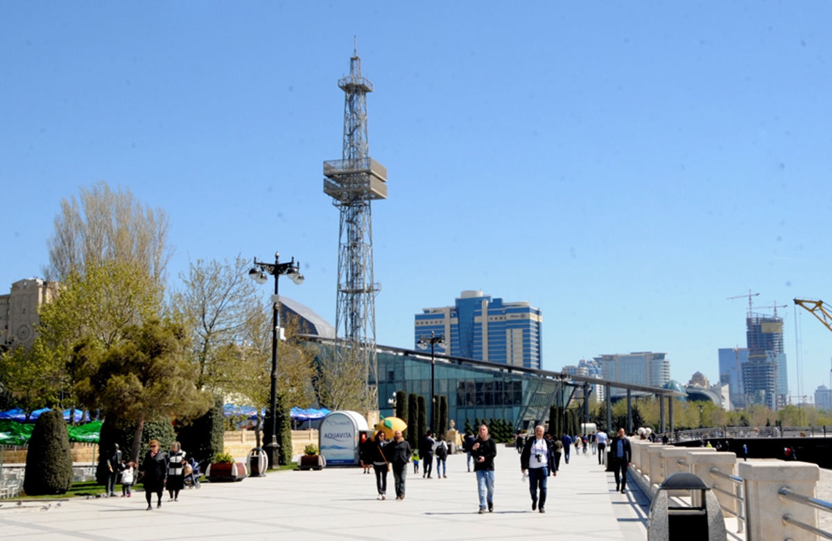 Bulvar, park və istirahət məkanlarına giriş məhdudiyyəti ləğv olunur