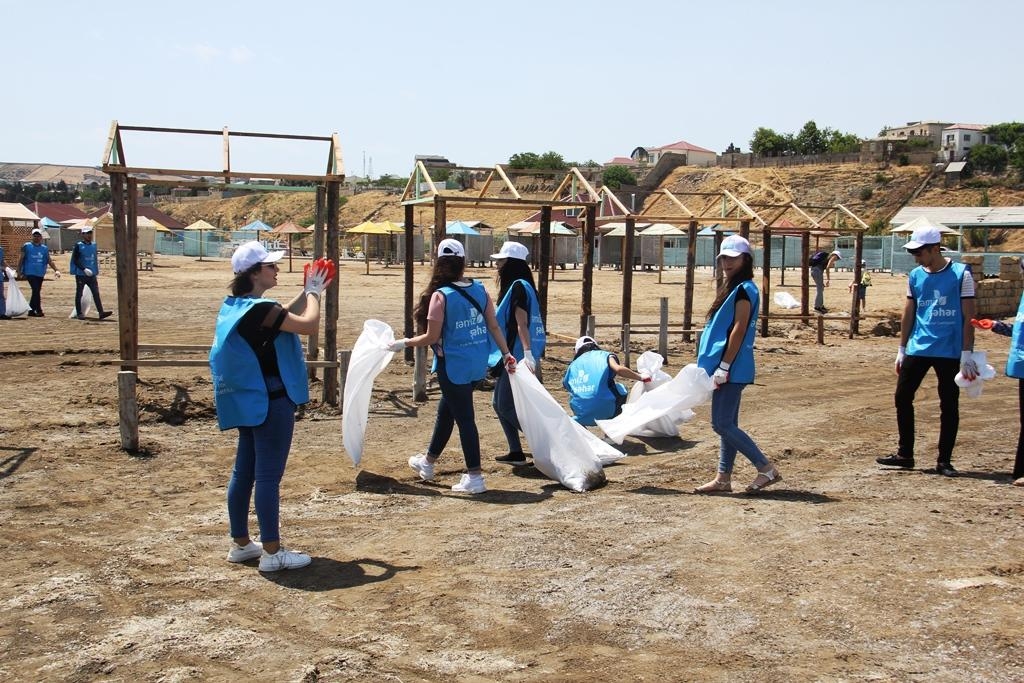 Azərbaycanda növbəti irimiqyaslı təmizlik aksiyası təşkil edilib (FOTO)