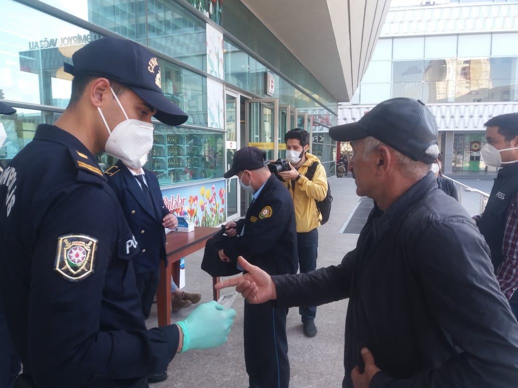 Metropolitendə xidmət göstərən polis əməkdaşında koronavirus aşkarlanmayıb