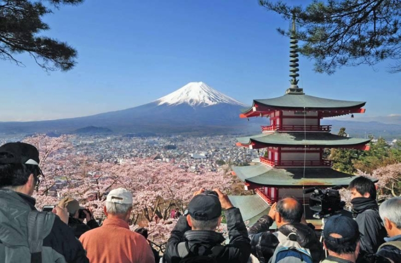 Yaponiya turistlərə gündəlik 185 dollar verəcək