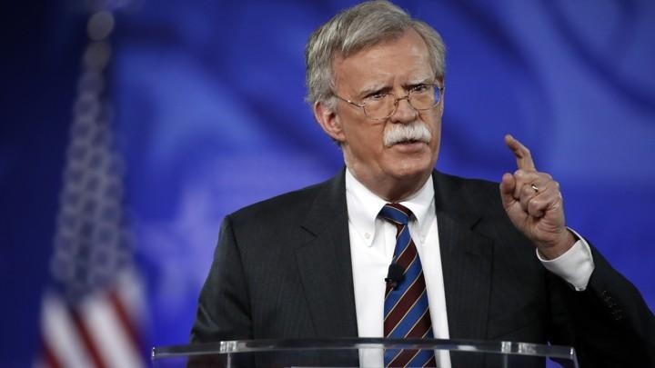 Bolton: İran uran ehtiyatları olduğu üçün Venesuelanı ''sevir''