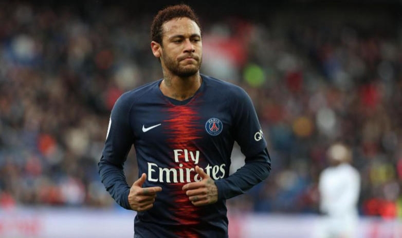 Neymar yayda Barselonaya qayıtmaq fikrindədir