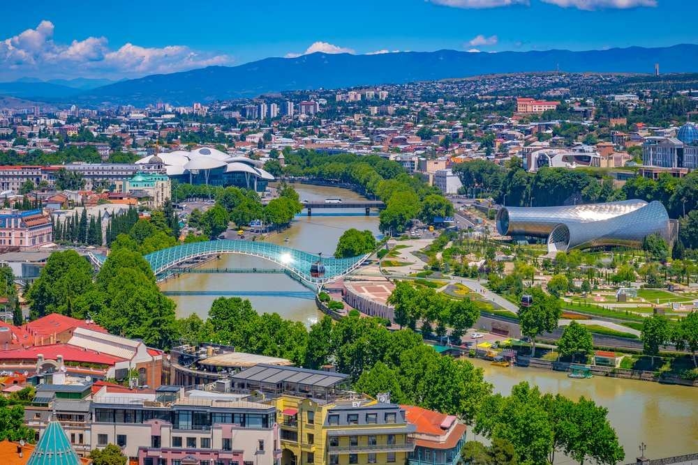 Gürcüstana getmək istəyən turistlərin diqqətinə