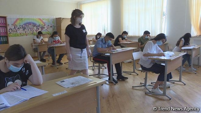 Bu gün keçirilən buraxılış imtahanları yekunlaşdı (FOTO)