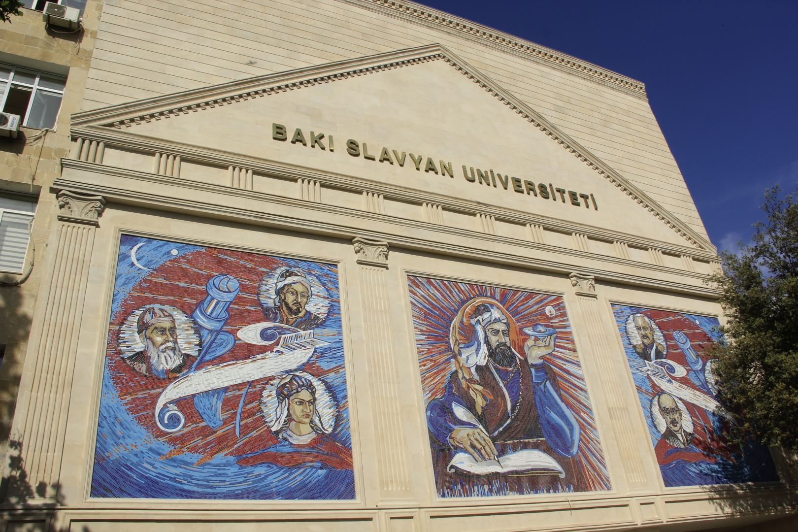 Bakı Slavyan Universitetinin tələbə-könüllüləri razılıq edirlər